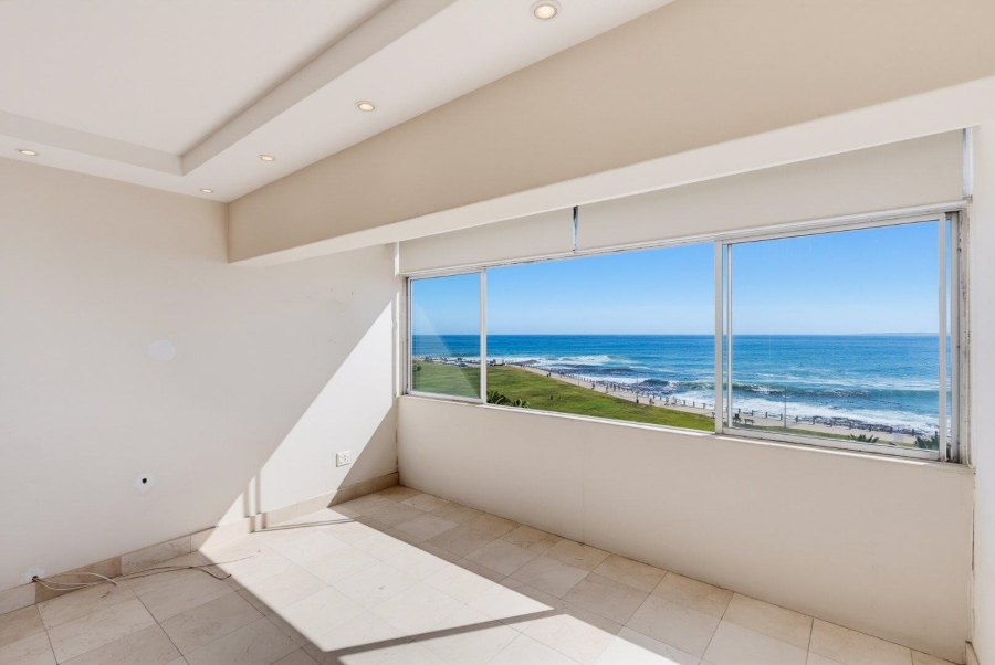 3 Bedroom Property for Sale in Mouille Point Western Cape
